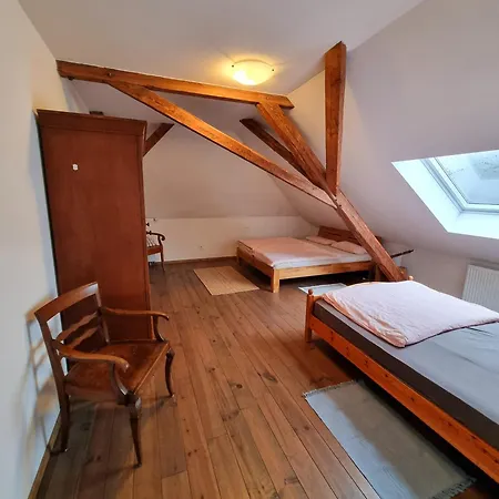 Ueber Den Daechern Im Alten Pastorat * Кавелар